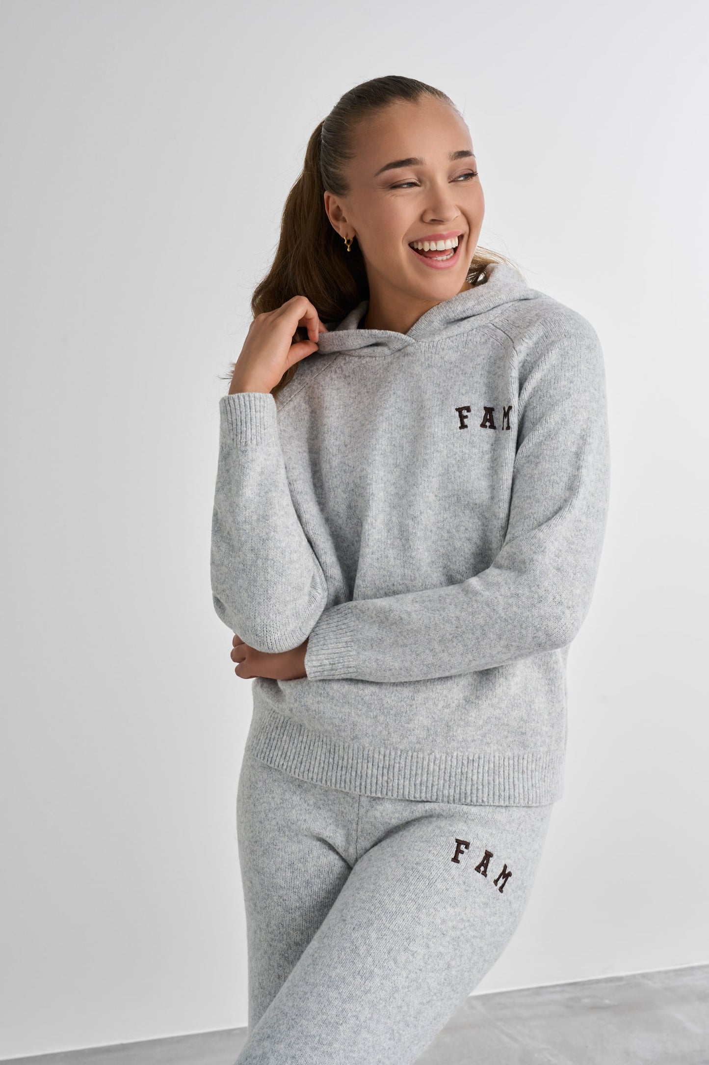 Legacy Knit Hoodie - for dame - Famme -