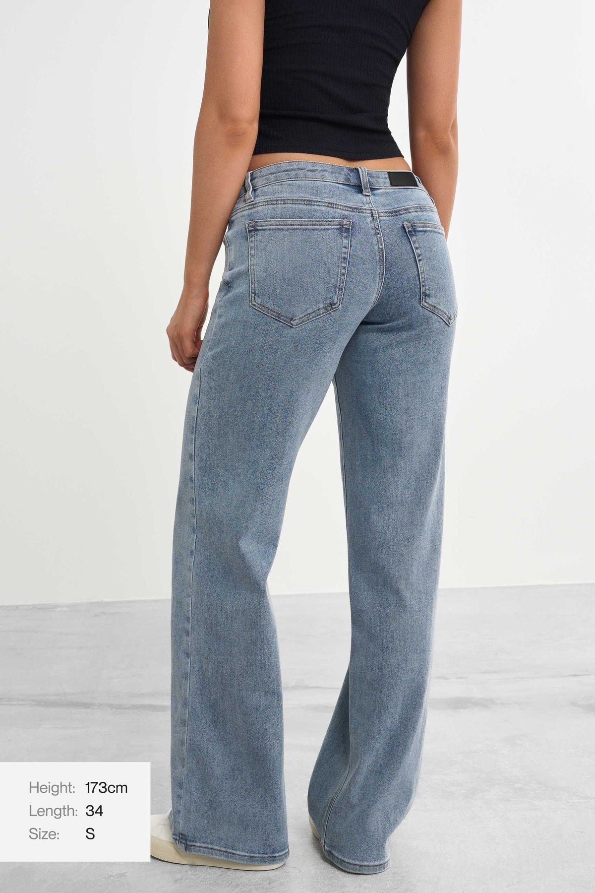 Low Waist Baggy Jeans
