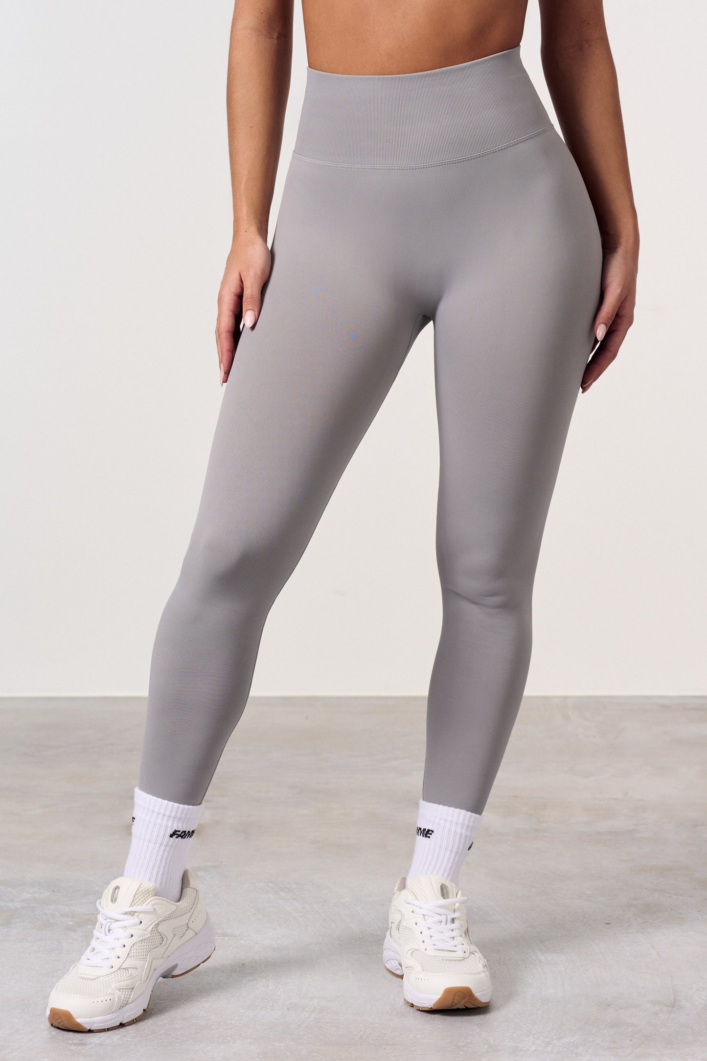 Refine Scrunch Leggings